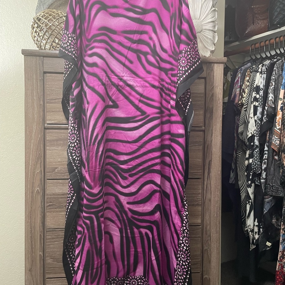 Caftan - Picture 12 of 14